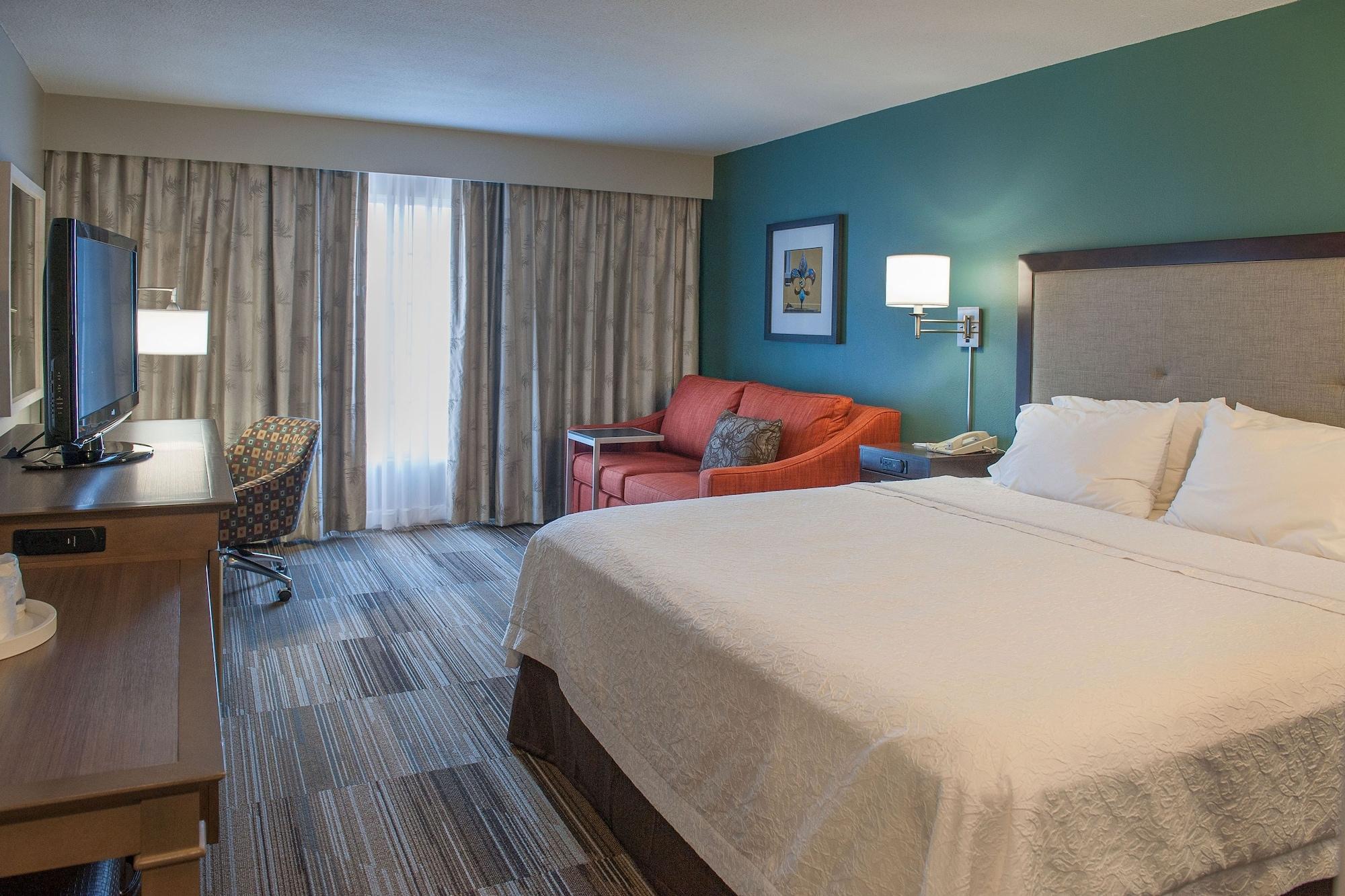 Hampton Inn New Orleans/St.Charles Ave Exterior photo